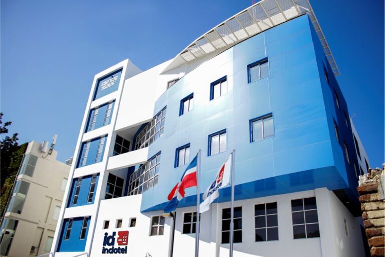 Fachada del Indotel (1)